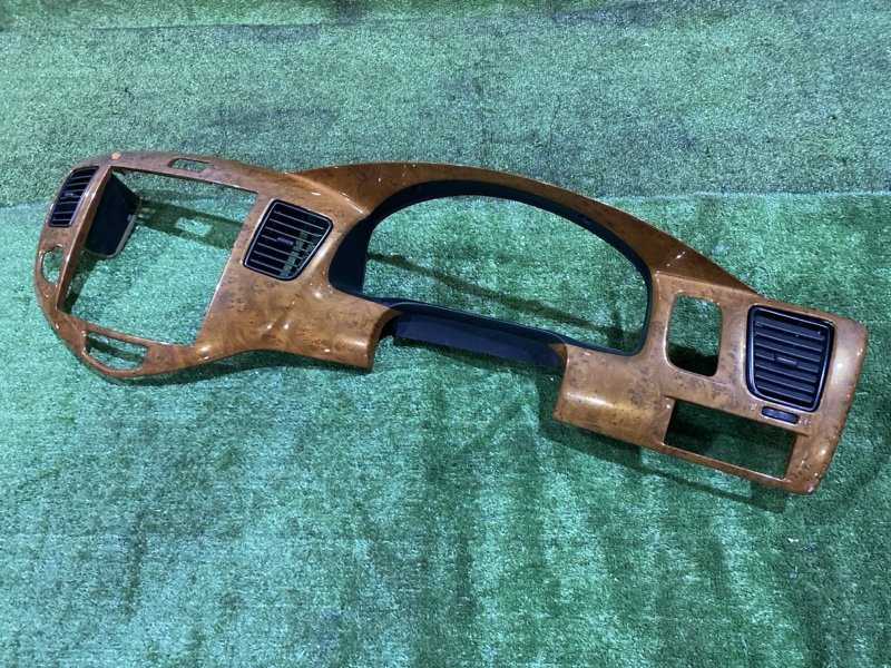 Накладка на щиток приборов Mazda MPV LW3W L3-DE 2005 (б/у)