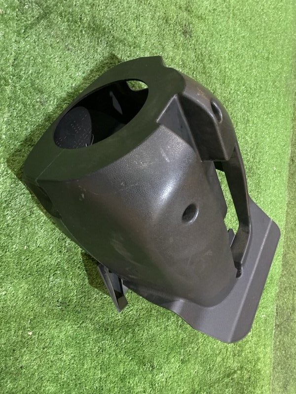 Кожух рулевой колонки Mazda AXELA BK3P L3-VE 2004 (б/у)
