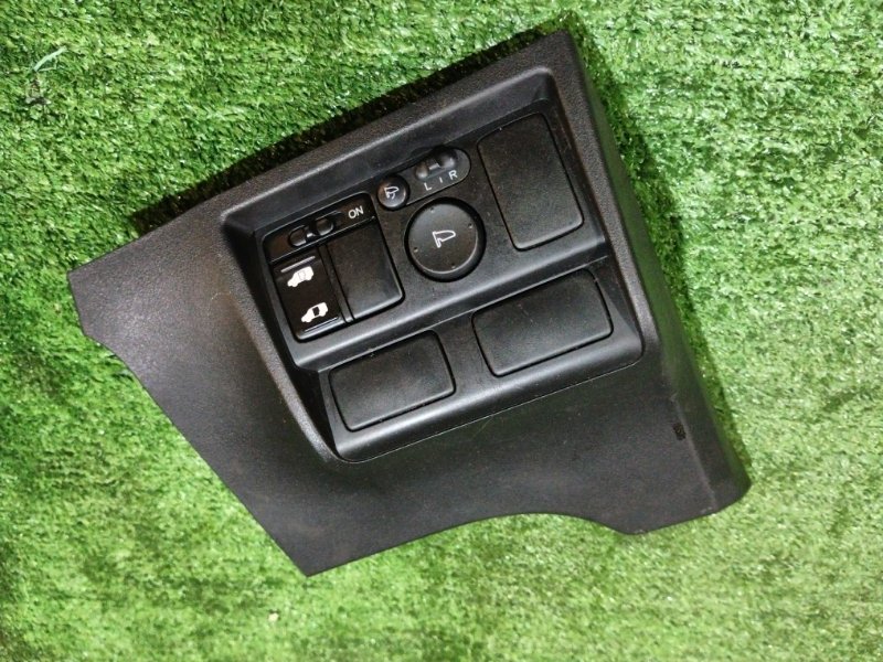 Кнопки в салон Honda Freed Spike GB3 L15A 2010 (б/у)