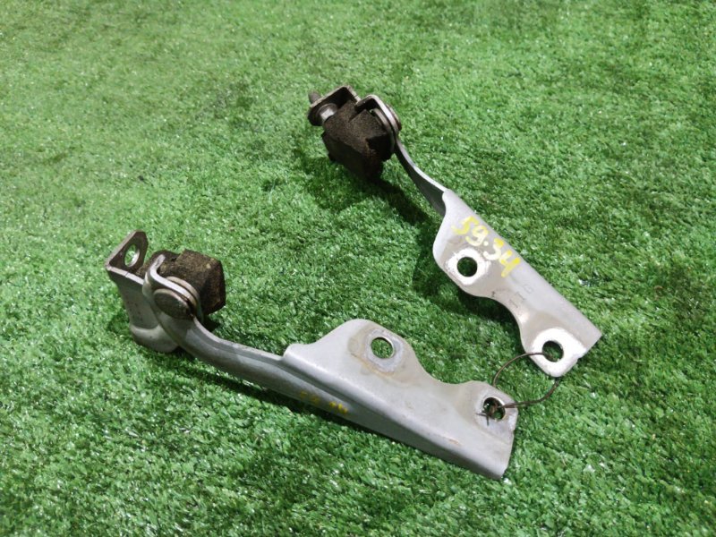 Кронштейн капота Mitsubishi Colt Z21A 4A90 2009 (б/у)