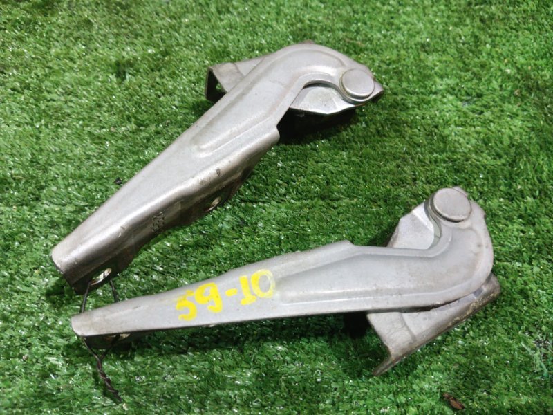 Кронштейн капота Mitsubishi Colt Plus Z23W 4A91 2005 (б/у)