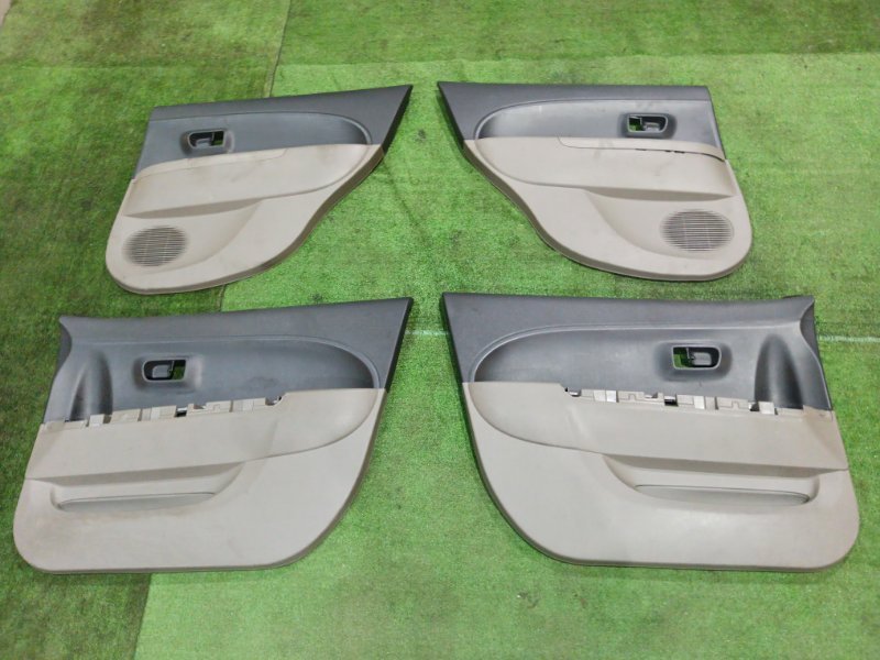 Обшивка двери Toyota Passo KGC10 1KR-FE 2005 (б/у)