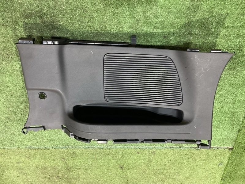 Обшивка багажника Honda Freed Spike GB3 L15A 2010 задняя правая (б/у)