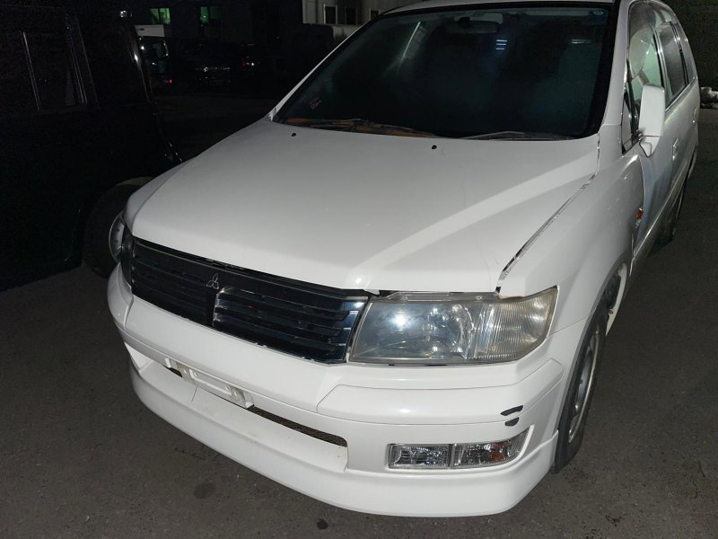 Автомобиль Mitsubishi Chariot Grandis N94W 4G64 в разбор