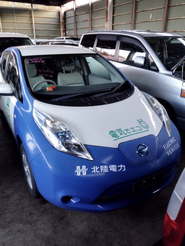 Автомобиль Nissan Leaf ZE0 EM61 в разбор