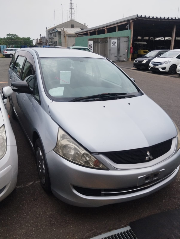 Автомобиль Mitsubishi Grandis NA4W 4G69 2008 года в разбор