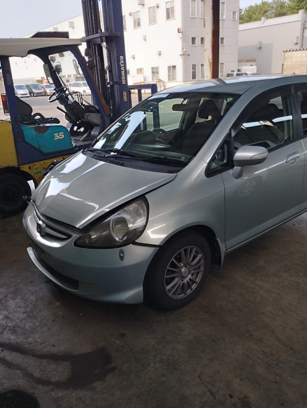 Автомобиль Honda Fit GD1 L13A в разбор