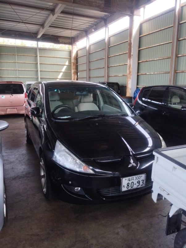Автомобиль Mitsubishi Grandis NA4W 4G69 2004 года в разбор