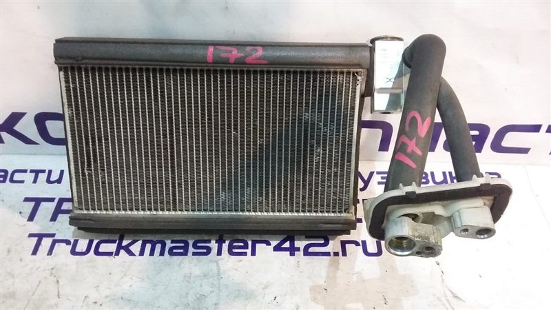Радиатор кондиционера Isuzu Forward FRR90 4HK1 2011