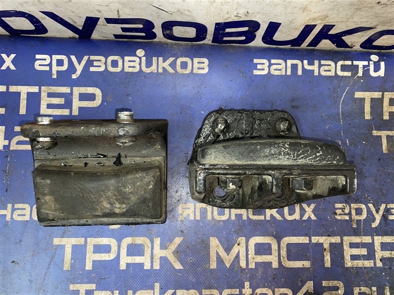 Отбойник подрессорника Nissan Diesel MK25A FE6 2004
