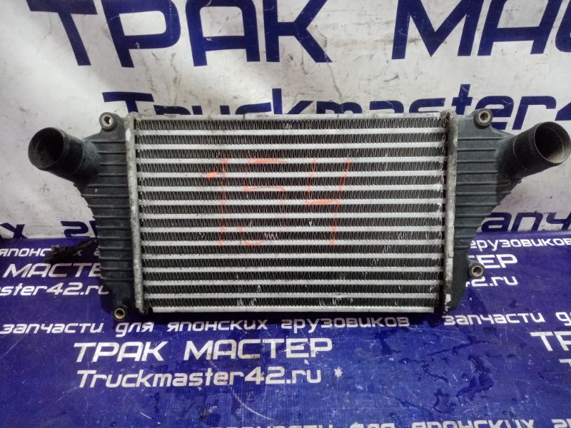 Радиатор интеркулера Mitsubishi Canter FE82DE 4M50 2004