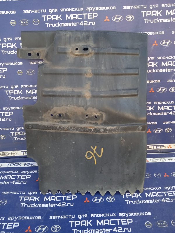 Крыло Isuzu Elf AKR66E 4HF1 1999 переднее правое
