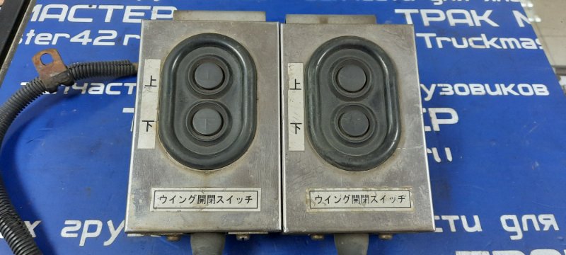 Пульт управления Mitsubishi Fuso FK618 6D17 1995