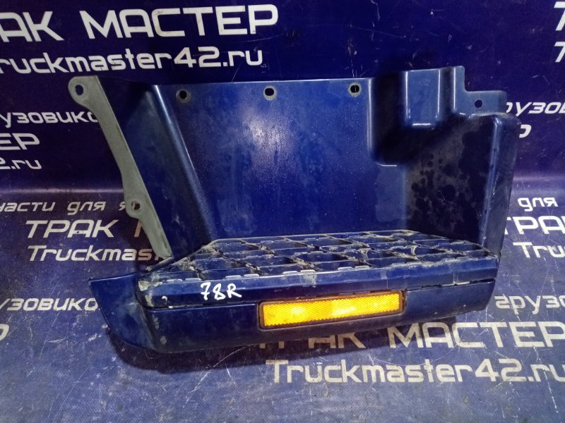 Подножка Mitsubishi Fuso FK64HK 6M61 2004 передняя правая