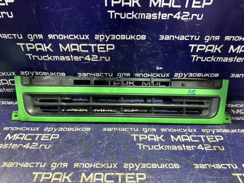 Решетка радиатора Mitsubishi Fuso FK71GJ 6M61 2002