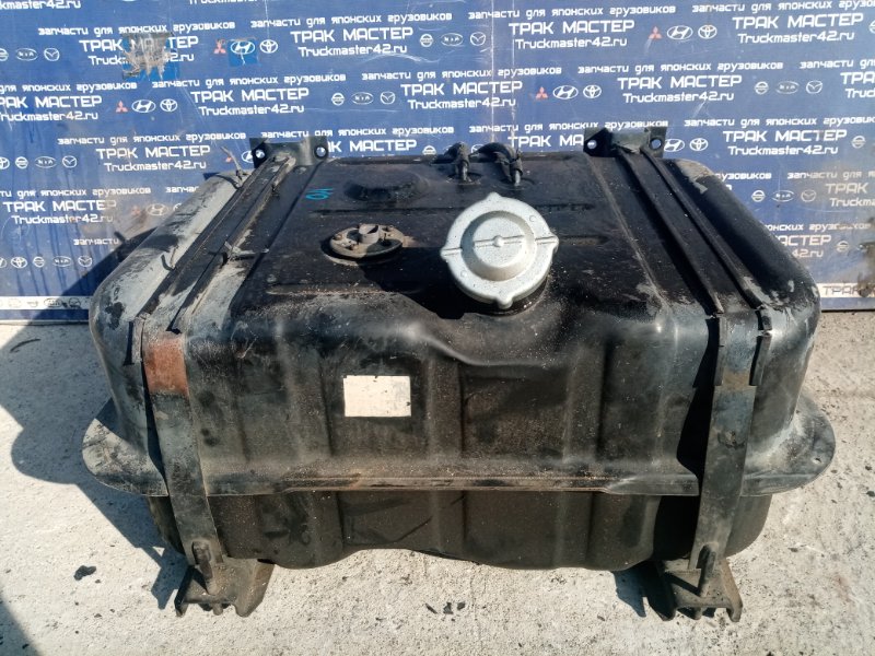 Бак топливный Isuzu Forward FRR34L4 6HK1 2006