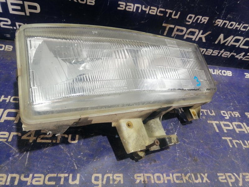 Фара Mitsubishi Canter FE537EV 4D33 1997