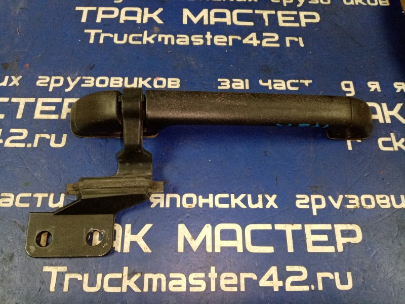 Ручка открывания капота Isuzu Forward FRR34 6HF1 ГАЗ 2007 передняя правая