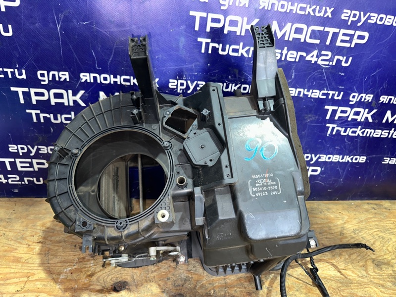 Корпус мотора печки Isuzu Forward FSR34M 6HK1 2005