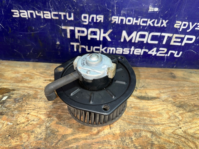 Мотор печки Mitsubishi Canter FE63DCY 4M50 2001