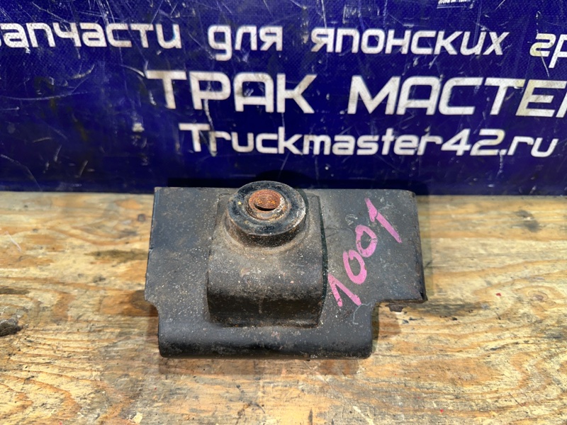 Подушка двигателя Isuzu Forward FRR34K4 6HK1 2002