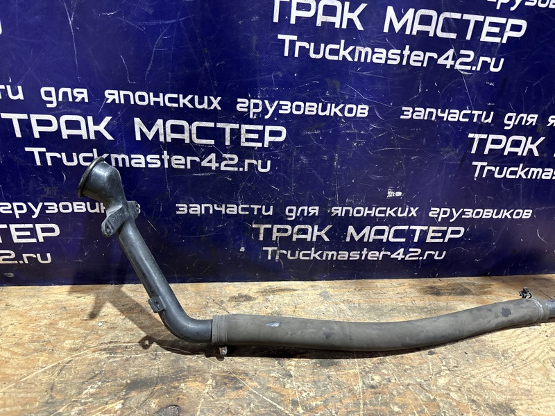 Заливная горловина Mitsubishi Fuso FK61HK 6M61 2002