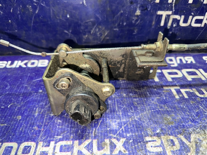 Педаль газа Isuzu Forward FRR34L4 6HK1 2006