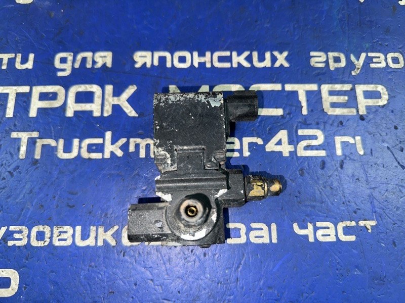 Пневмоэлектроклапан Nissan Diesel MK35C J05D 2007