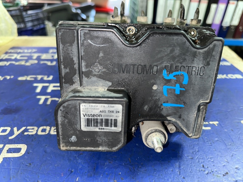 Блок abs Isuzu Forward FRR34 6HF1 ГАЗ 2007