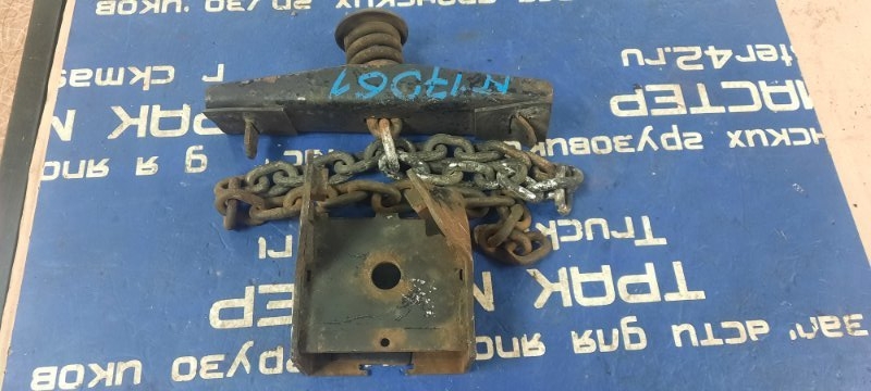 Крепление запасного колеса ISUZU FORWARD FRR34K4 6HK1 2002 (б/у)
