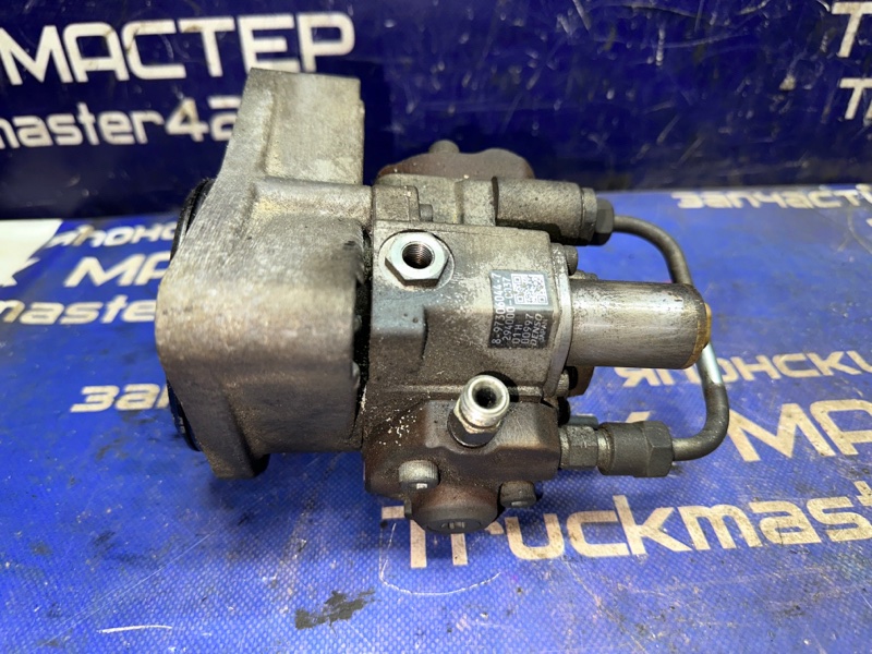 Насос топливный ISUZU FORWARD 6HL1-31236 (б/у)