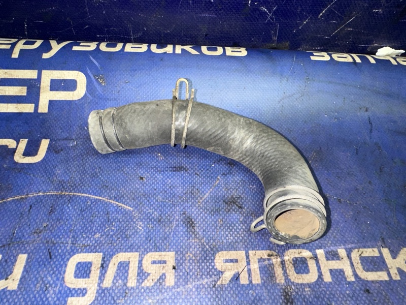 Патрубок ISUZU FORWARD FRR35 6HL1-31236 (б/у)