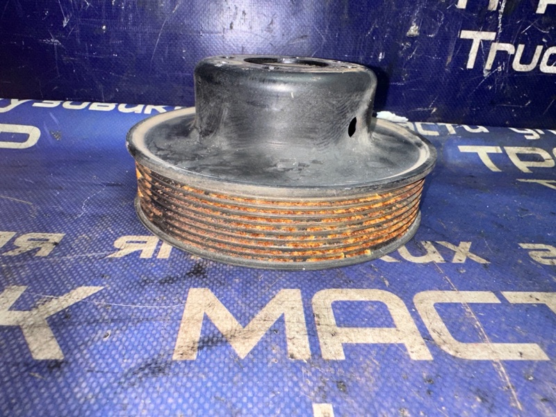 Шкив помпы ISUZU FORWARD FRR35 6HL1-31236 (б/у)