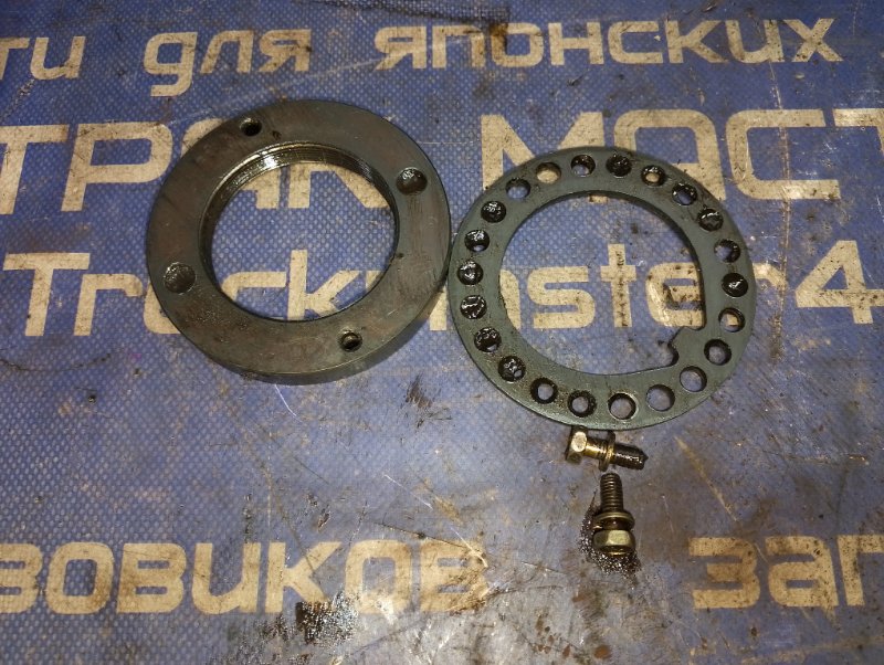 Шайба ступицы MAZDA TITAN WHF5T TF 2001 задняя (б/у)