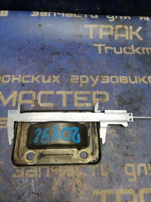 Крышка кпп NISSAN DIESEL MK252L FE6F 2001 (б/у)