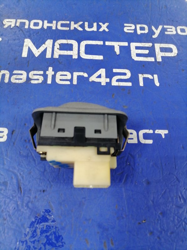 Блок управления стеклоподъемниками MITSUBISHI FUSO FK61HK 6M61 2002 левый (б/у)