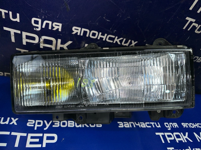 Фара ISUZU FORWARD FRR32JB 6HE1 1991 передняя левая (б/у)