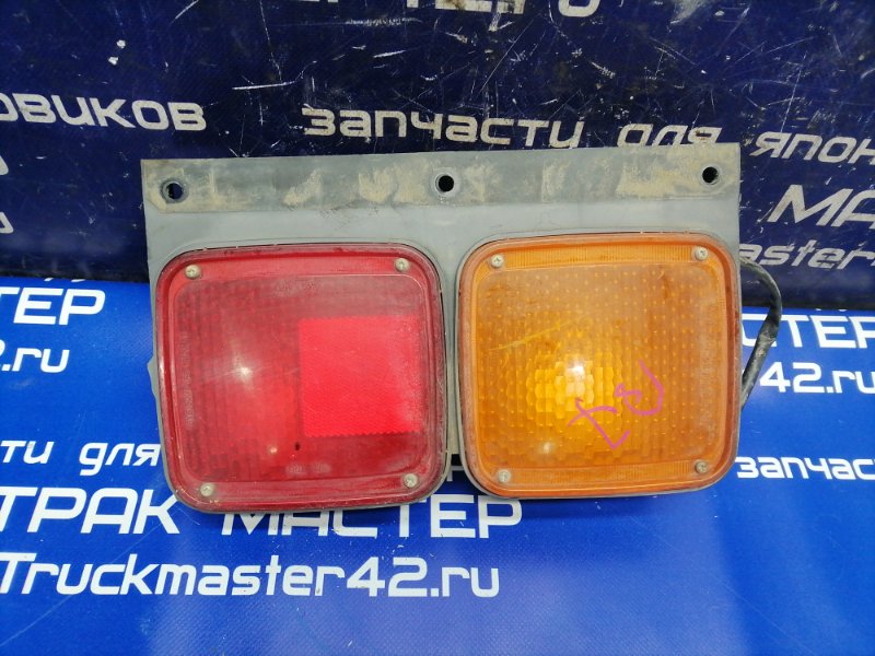 Фонарь заднего хода MITSUBISHI FUSO FK61HE 6M61 2005 левый (б/у)
