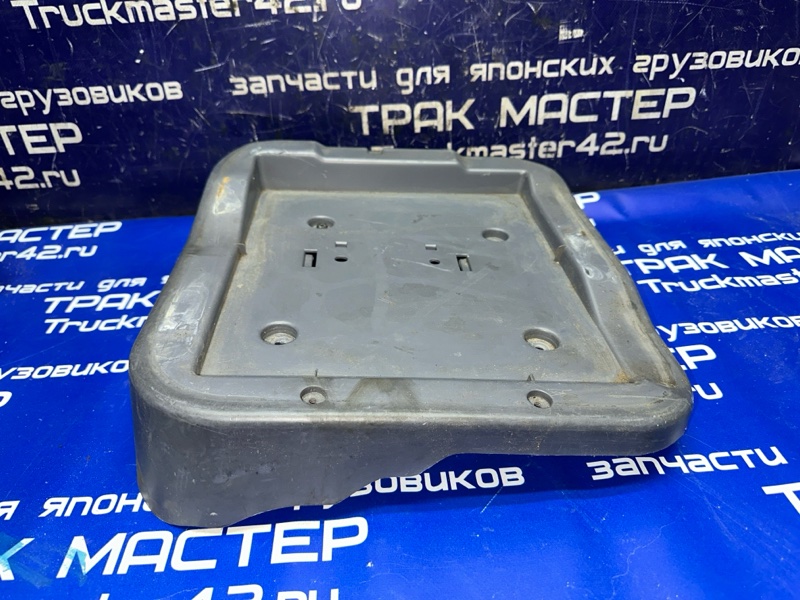 Бардачок ISUZU FORWARD NRR35E 6HL1 2004 (б/у)