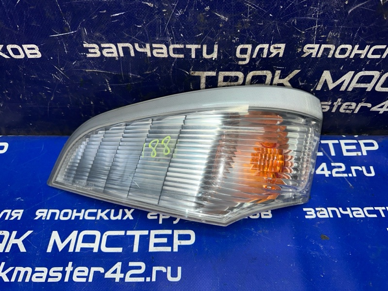Габарит передний левый (б/у)