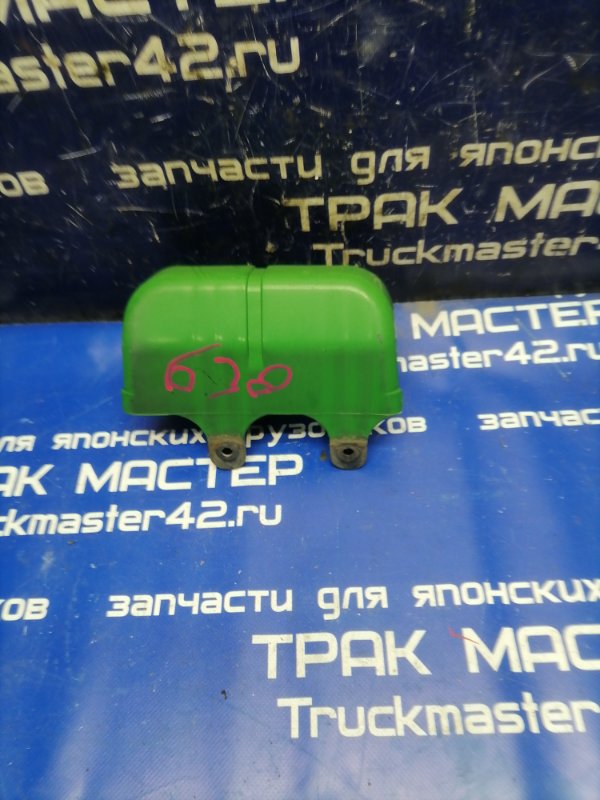 Накладка декоративная ISUZU FORWARD FRR34H4 6HK1 2005 (б/у)