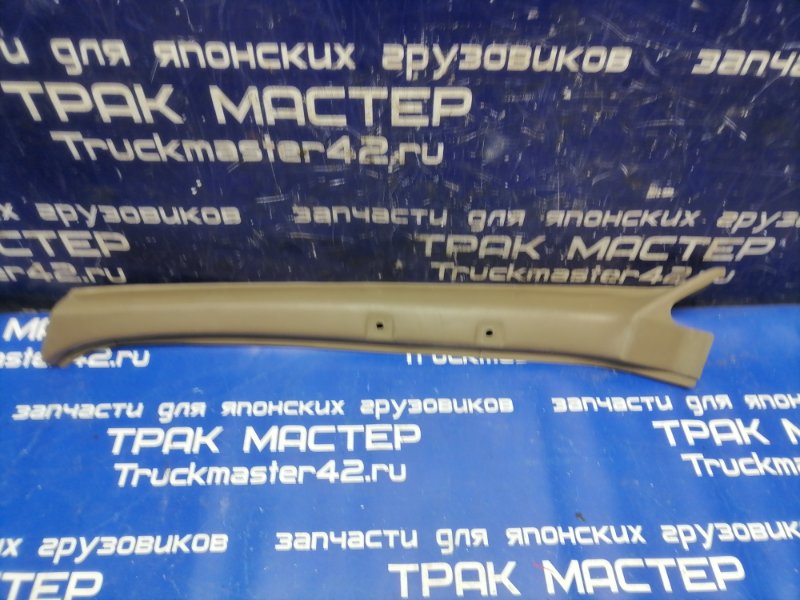Накладка на стойку кузова ISUZU FORWARD FSR32D 6HE1 1994 левая (б/у)