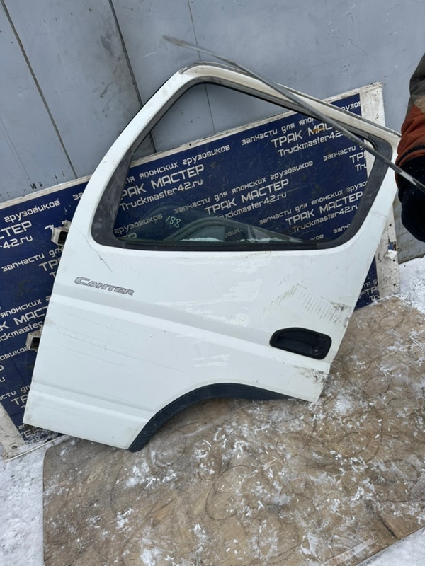 Дверь MITSUBISHI CANTER FE82DE 4M50 2007 передняя левая (б/у)