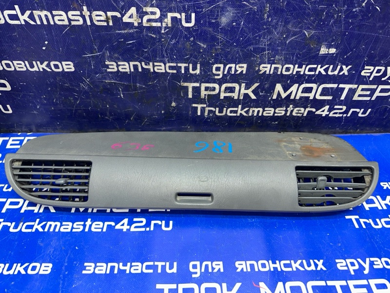 Консоль панели ISUZU FORWARD FRR34H4 6HK1 2005 (б/у)