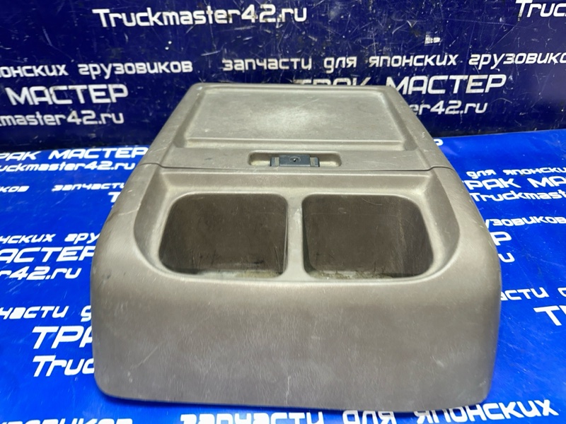 БАРДАЧОК МЕЖДУ СИДЕНЬЯМИ ISUZU FORWARD FSR32D 6HE1 1994 (б/у)