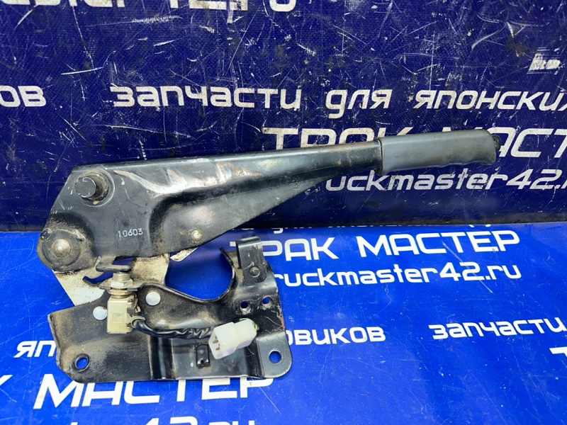 Ручка ручного тормоза ISUZU FORWARD FRR32JB 6HE1 1991 (б/у)