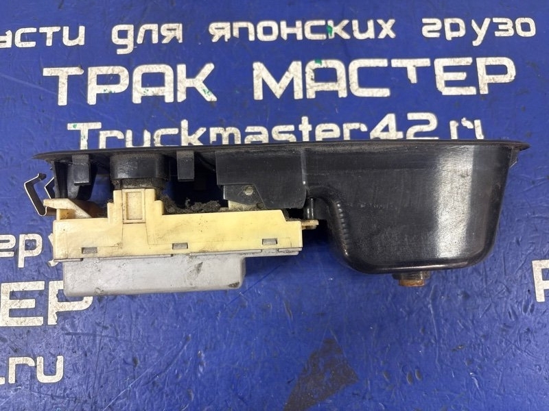 Блок управления стеклоподъемниками ISUZU FORWARD FRR34H4 6HK1 2005 передний правый (б/у)