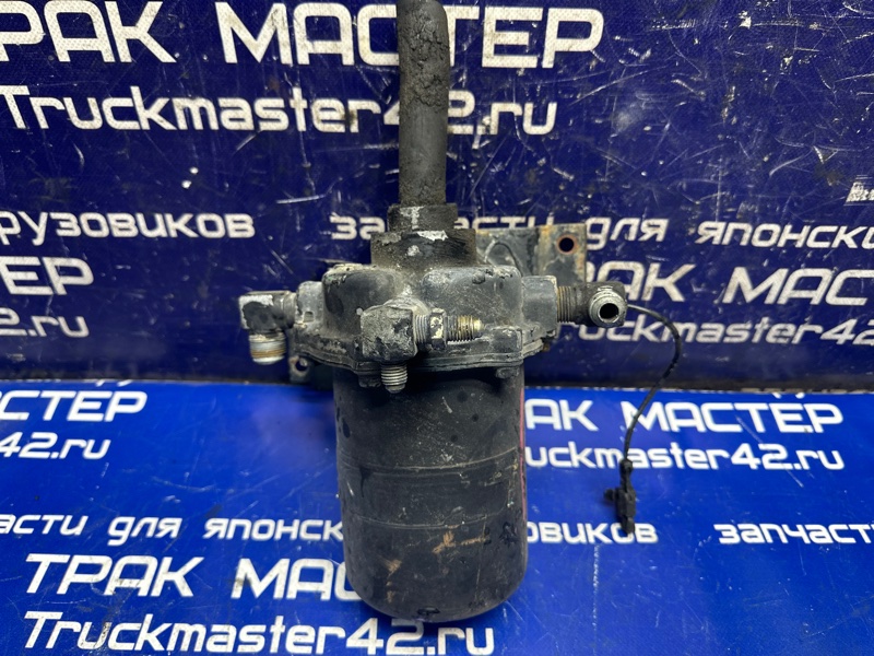 Влагоотделитель ISUZU FORWARD FSR32D 6HE1 1994 (б/у)