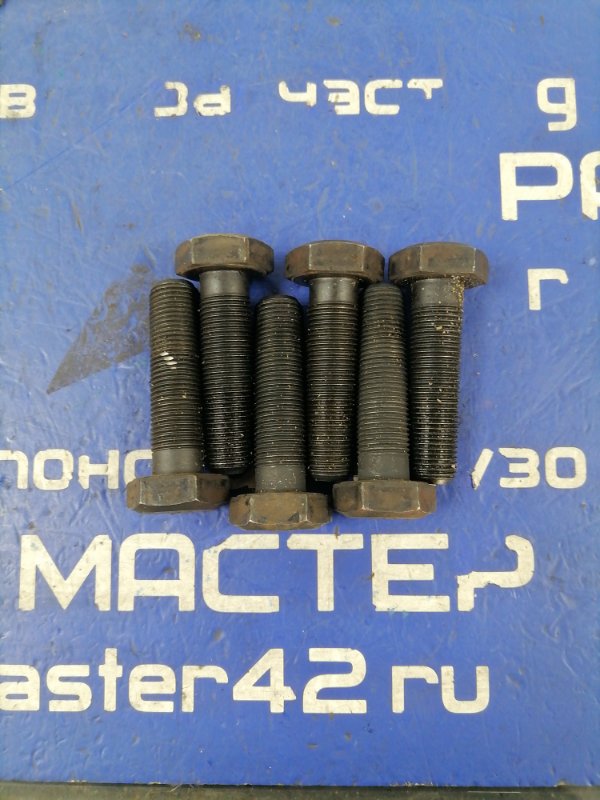 Болт маховика MITSUBISHI FUSO FK61FK 6M60T 2000 (б/у)