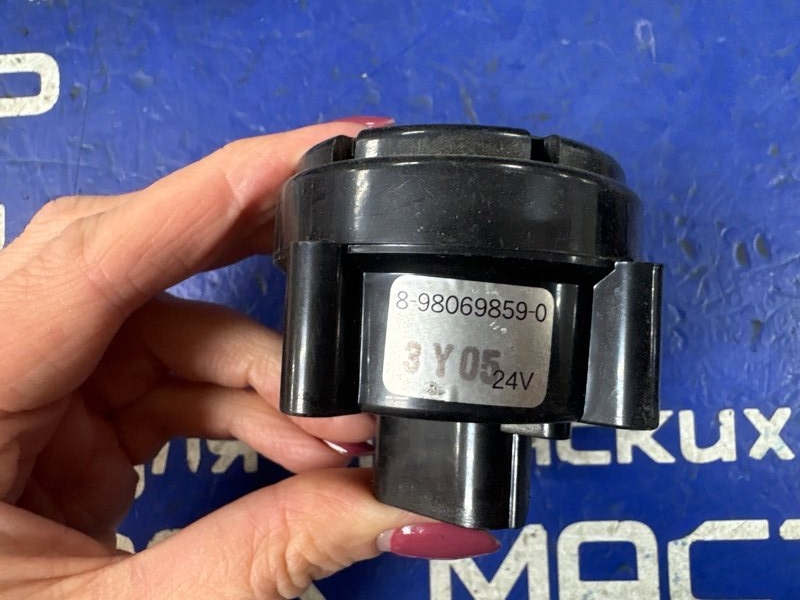 Зуммер ISUZU FORWARD FRD34L4 6HK1 2006 (б/у)